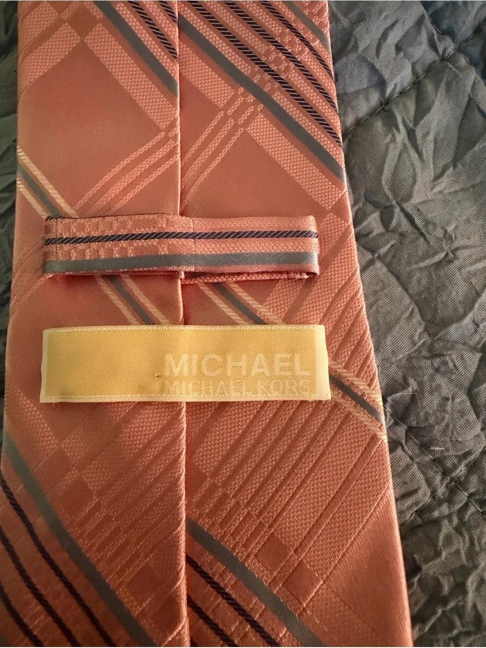 Michael Kors Silk Pink tie